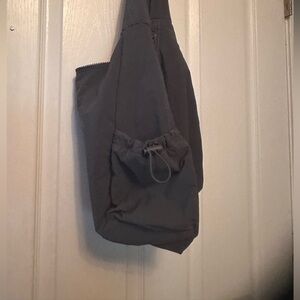 Pull&Bear Shoulder Bag, new without tags . Grey color